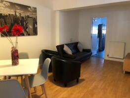 24, Queen Anne Street, Shelton, Stoke-on-trent ST4 2EQ