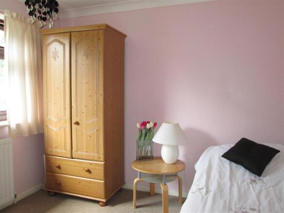 25 upper wood bed 2 