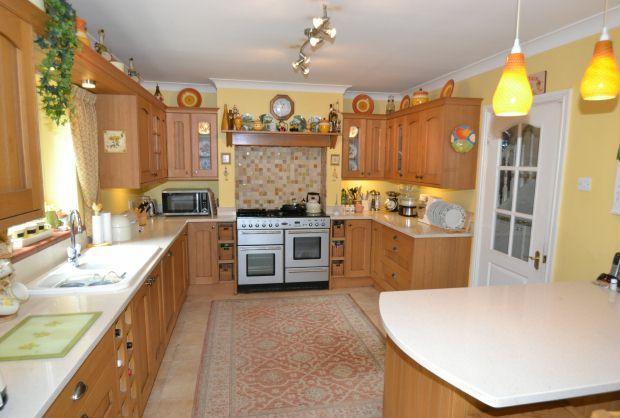 Kitchen/Breakfast Ro