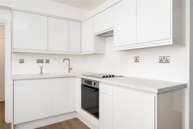 Nevern Place, Earl's Court, SW5 photo 4