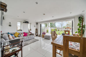 111, Elliman Avenue, Slough SL2 5BD