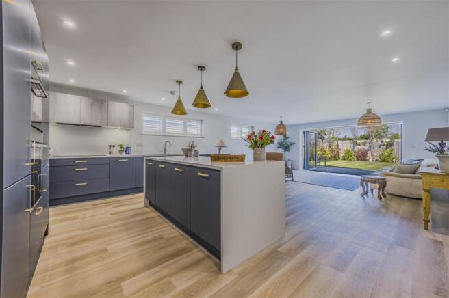 43 East Bracklesham Drive, Bracklesham Bay-Portico