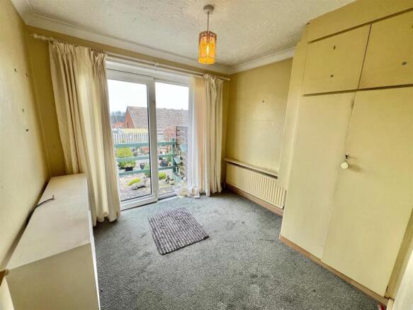 2 bed Detached Bungalow for sale Image 5
