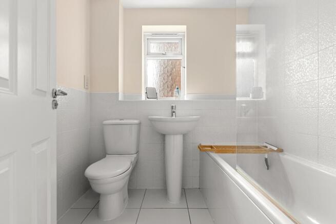 2 bed Ground Maisonette for sale Image 11