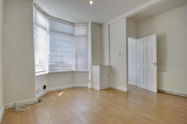 essex road lounge.jpg