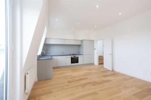 Flat 4, 45a, Churchfield Road, Acton W3 6AY