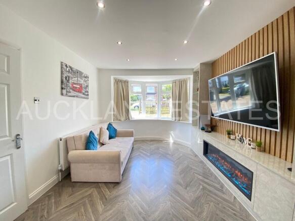 a479a9c8-a363-416...