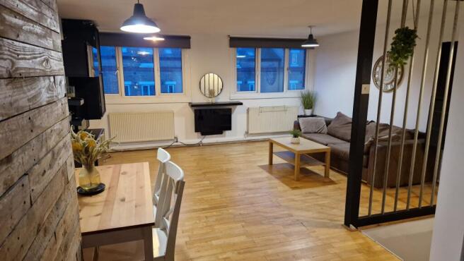 3 bed Apartment to rent Image 9