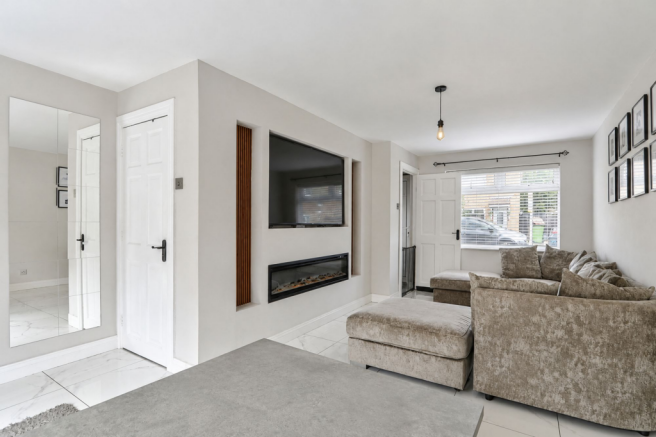 3 bed Semi-Detached for sale Image 7