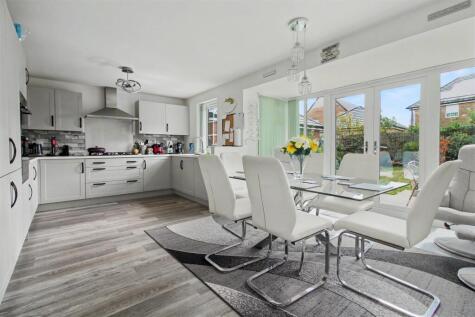 Ashwood Drive, Horsford, Norwich