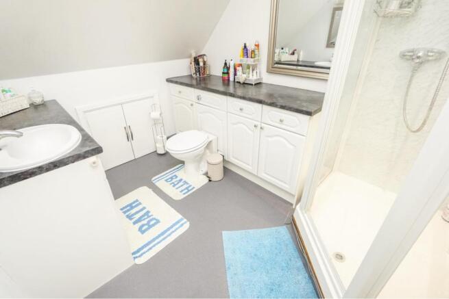 Master En-suite