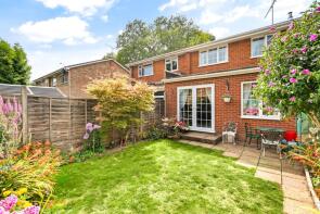 32, Mornington Avenue, Wokingham RG40 4UE