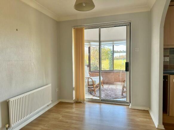 Dining room.jpg