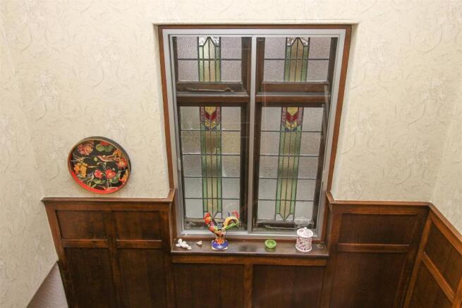 Feature Window