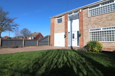 Worlaby Road, Grimsby, DN33 3JY