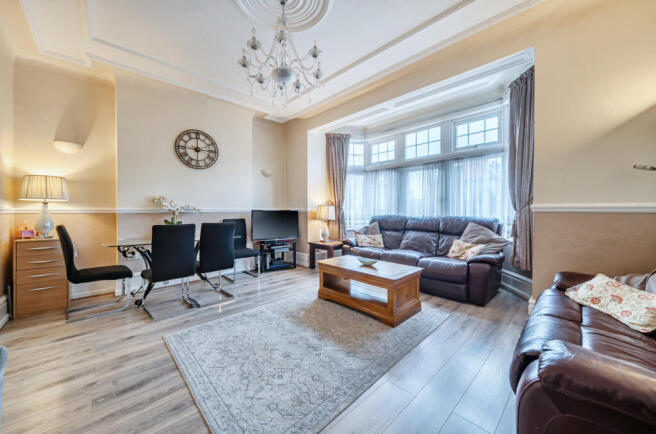 1396392-12-696f91...