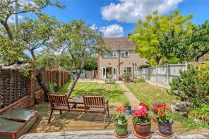 11, Tye Common Road, Billericay CM12 9ND