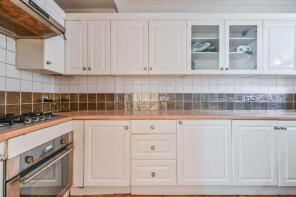 11, Liberty Avenue, Colliers Wood, London SW19 2QS