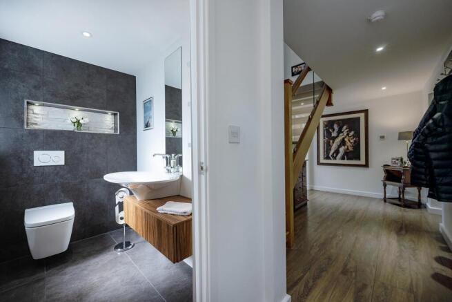 Cloakroom/Hallway
