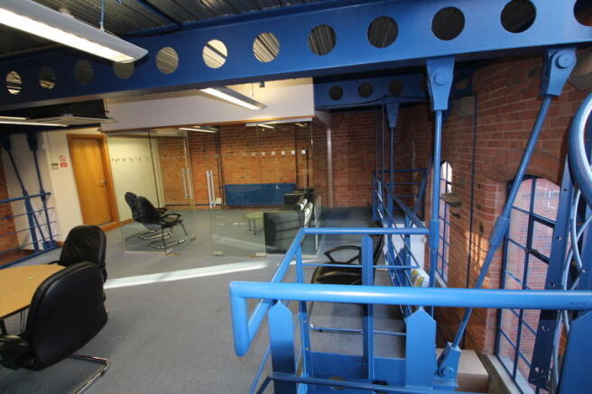 Photo 13