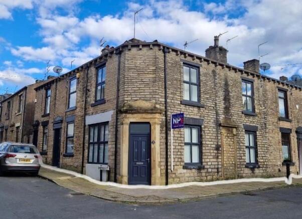 WarringtonSt3NewFrt.jpg