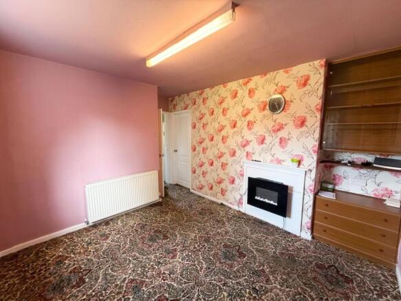 3 bed Semi-Detached for sale Image 7