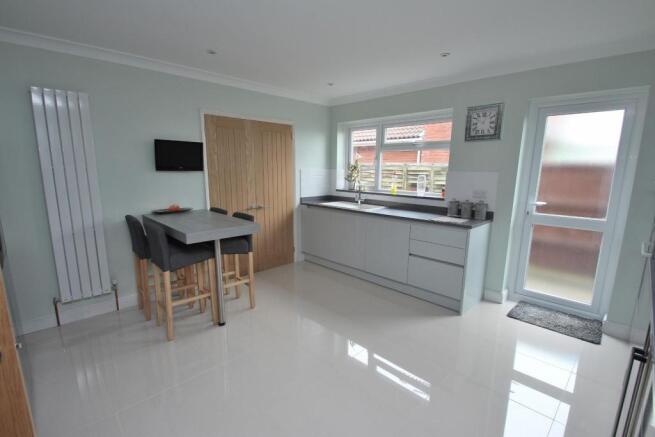 KITCHEN VIEW 3