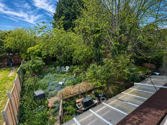 Oaks Drive, Higham Ferrers, NN10 8EY photo 3