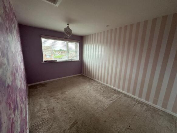 3 bed Semi-Detached for sale Image 8