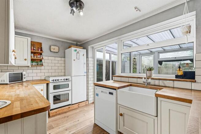 Steward Close, Wymondham, NR18 photo 4