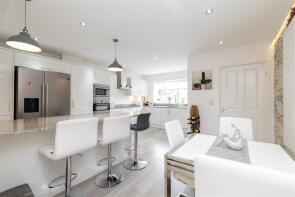 5, The Willows, Newcastle Upon Tyne NE13 6BN