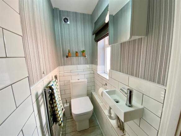 Downstairs Cloakroom WC