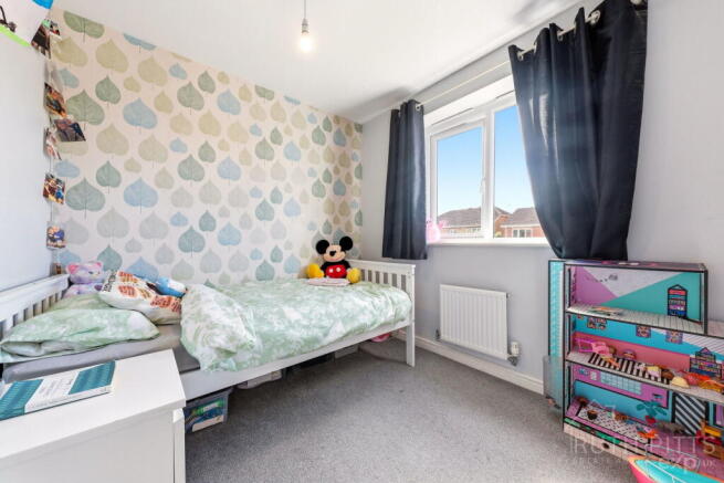 3 bed Semi-Detached for sale Image 12