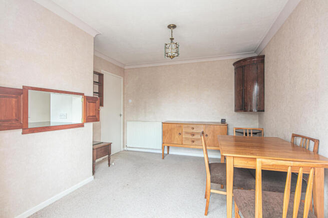 4 bed Semi-Detached for sale Image 7