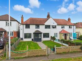 2, Theydon Grove, Woodford Green IG8 7HQ
