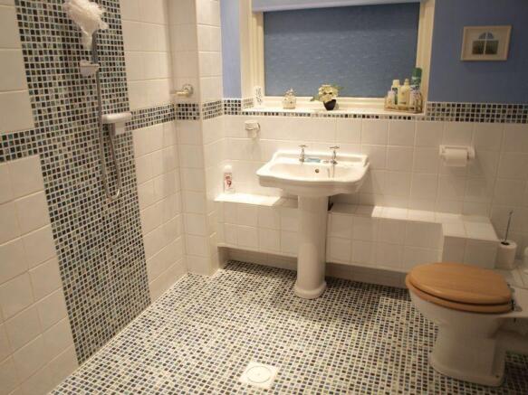 Ground Floor Wet...