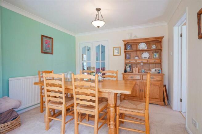 4 bed Detached for sale Image 8