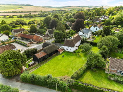 Warminster Road, Stapleford, Salisbury, SP3