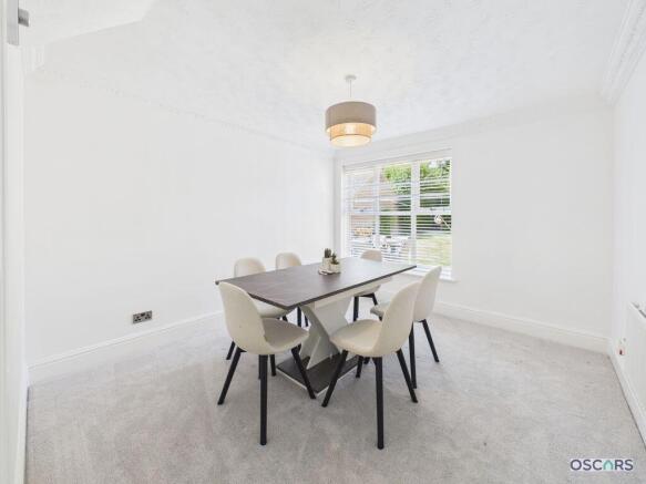 4 bed Detached for sale Image 5