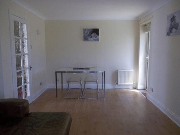 Living room -...