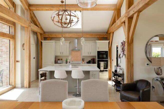 3 bed House for sale Image 6