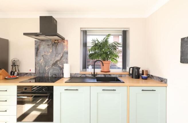 3 bed Detached Bungalow for sale Image 7