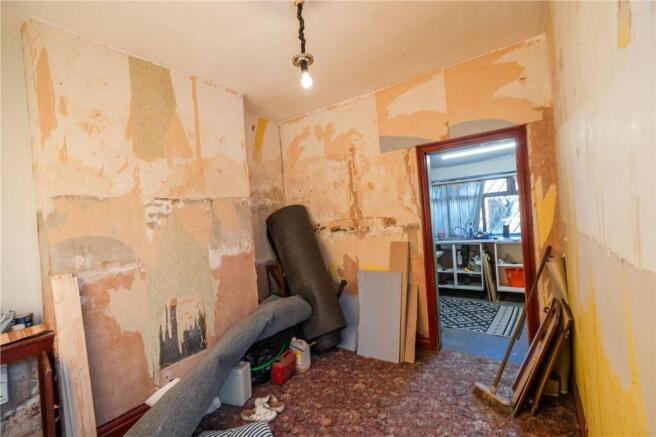 Living Room (2)