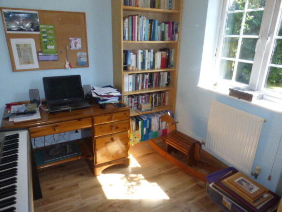 Photo 6