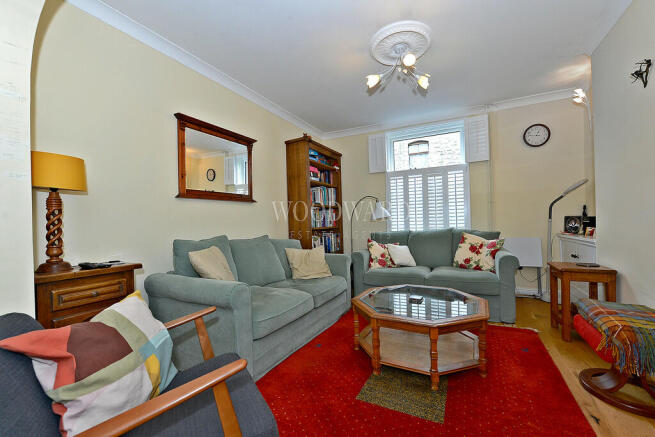 Living Room/Dinin...