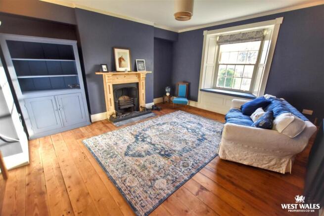 14 - 2025-12-13T111240.921.jpg