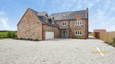 A large, luxury family home on Sutton Lane, Sutton-Cum-Lound