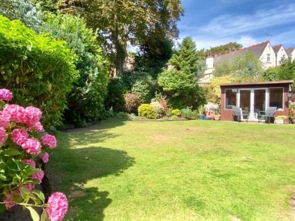 Grange Lane - garden