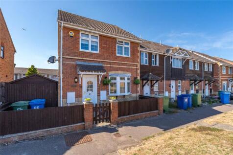 Anne Boleyn Close, Eastchurch, ME12