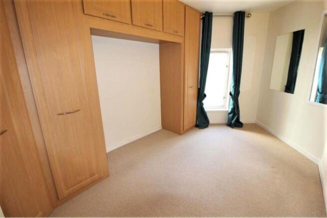 bedroom.JPG